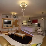 Appartement Domus *